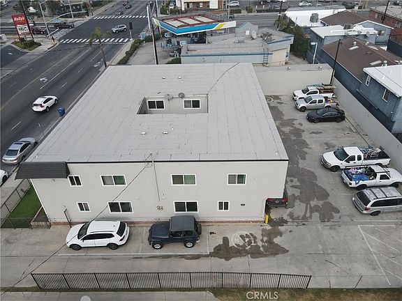 3rd image of 17420 Downey Ave