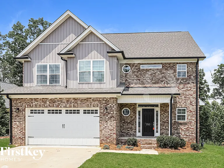 350 Prescott Dr — Photo 1