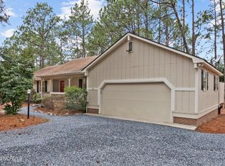 114 Shenandoah Rd W, West End, NC 27376