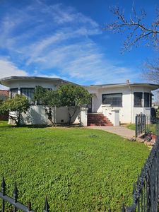 301 W Walnut St, Stockton, CA, 95204