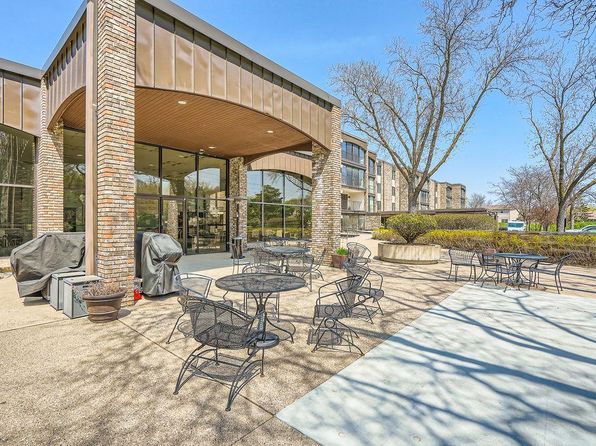 1077 Sibley Memorial Hwy APT 610, Mendota Heights, MN 55118