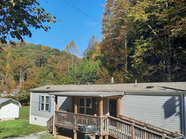 99 Upper Grassy Branch Rd, Essie, KY 40827