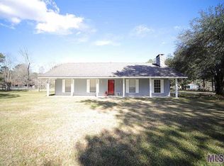 16153 Peairs Rd, Pride, LA 70770