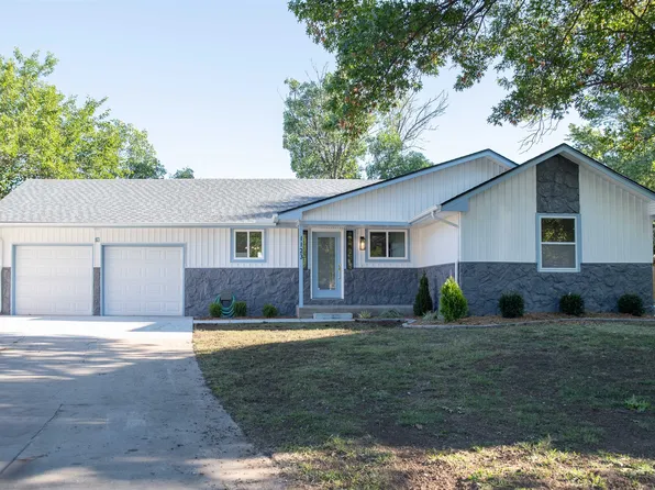 1123 S Breckenridge Ct, Wichita, KS 67207