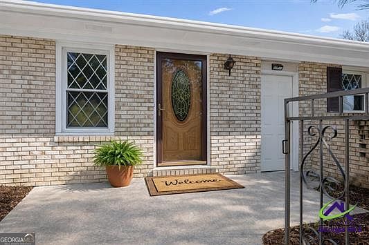 4th image of 1012 Briarcliff Rd