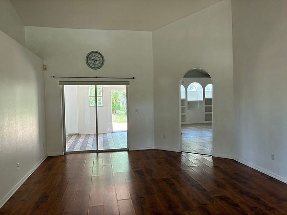 5th image of 2176 Alclobe Cir