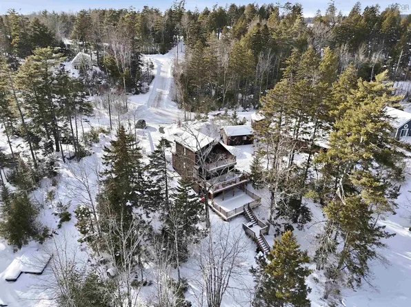 2 Sunshine Ln #59, West Hants, NS B0N 2T0