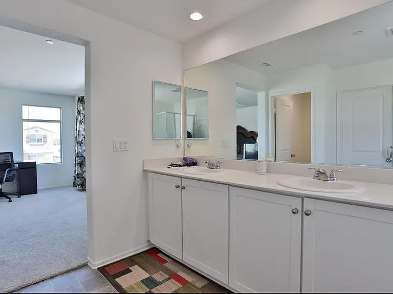 84422 Calle Larriva — Photo 20