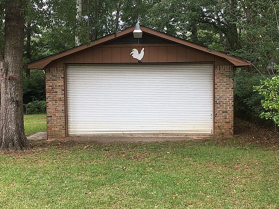 2nd image of 5700 Woodchase Cir E