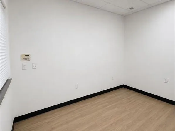 5517 N McColl Rd, McAllen, TX 78504