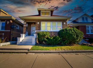 5335 S Francisco Ave, Chicago, IL