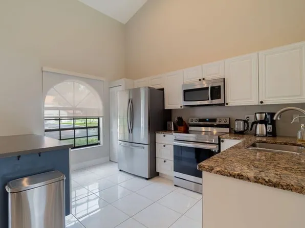 13547 Fountain View Blvd, Wellington, FL 33414