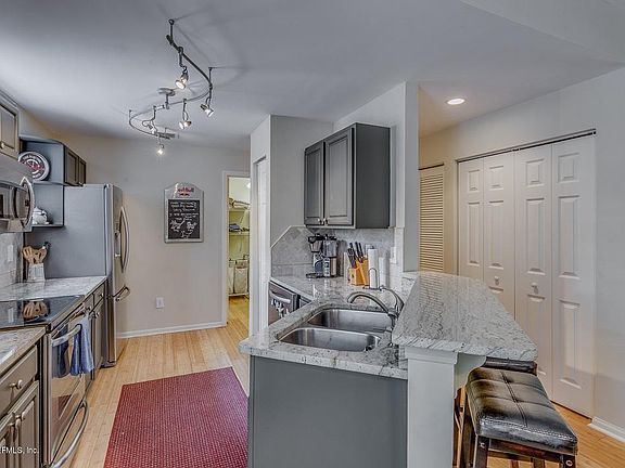 5th image of 1075 Bella Vista Blvd #14-101