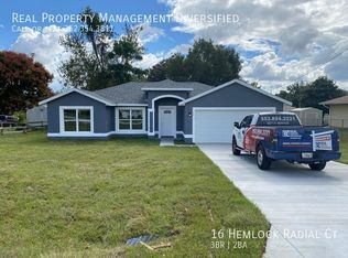 16 Hemlock Radial Ct, Ocala, FL 34472
