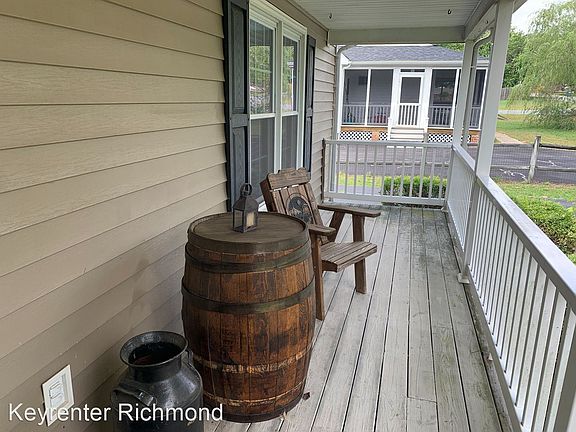 3rd image of 7081 Claybird Ln