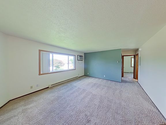 4th image of 1700 25th Ave S #102