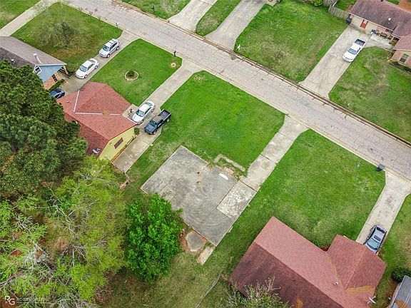 2nd image of 8925 Brandon Dr #7