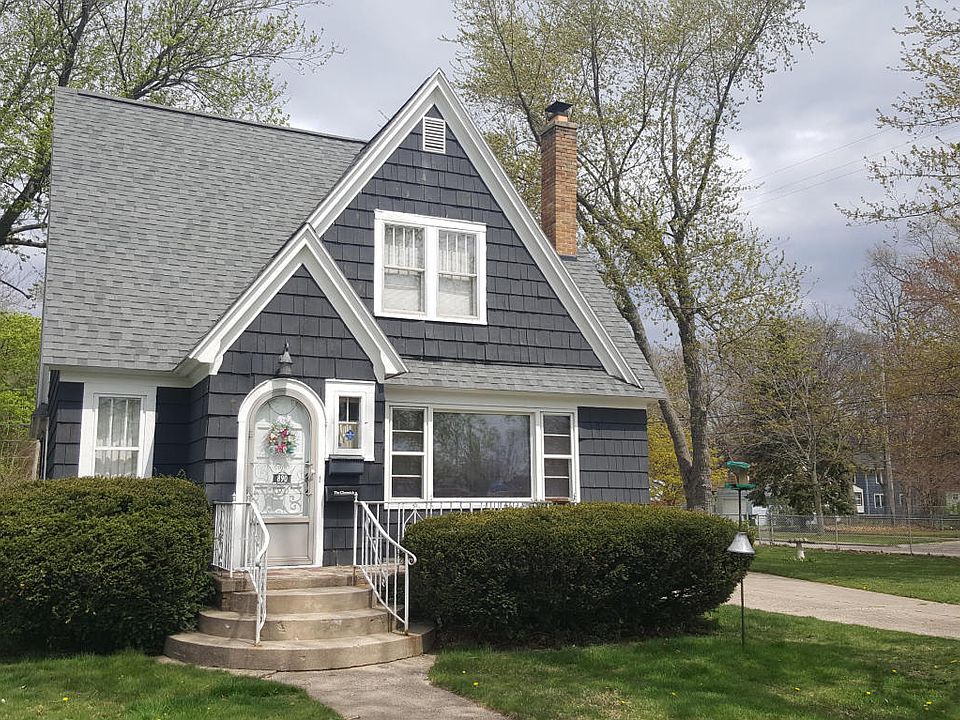 1st image of 890 Catherine Ave