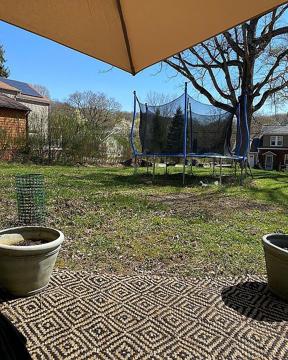 1st image of 907 1/2 Virginia Avenue Ext