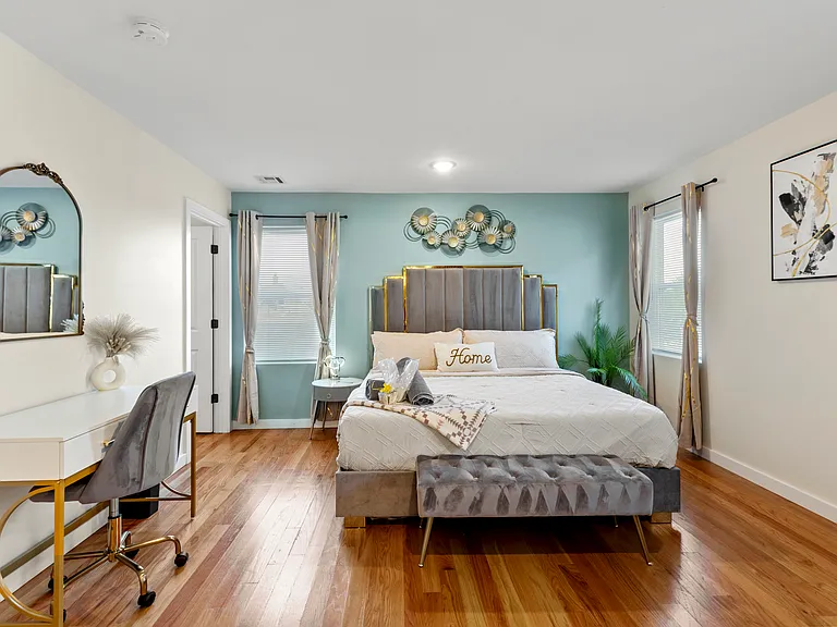 751 Seaport Dr #2 — Photo 13