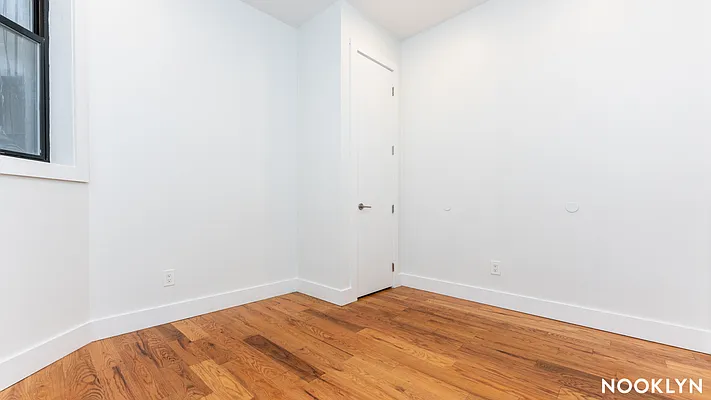 Rented by Nooklyn NYC LLC | media 11