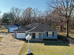 308 Main St, Eufaula, OK 74432