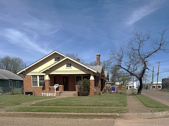 2nd image of 1501 Proctor Ave