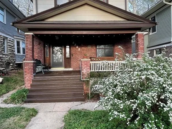 4321 Campbell St, Kansas City, MO 64110