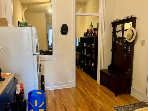 219 Park Avenue image 3 of 8