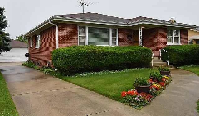 1st image of 723 Barton Dr