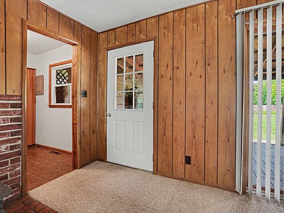 5th image of 47920 42nd St