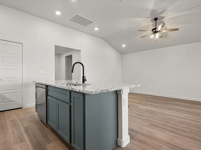 2617 Garland Ave — Photo 11