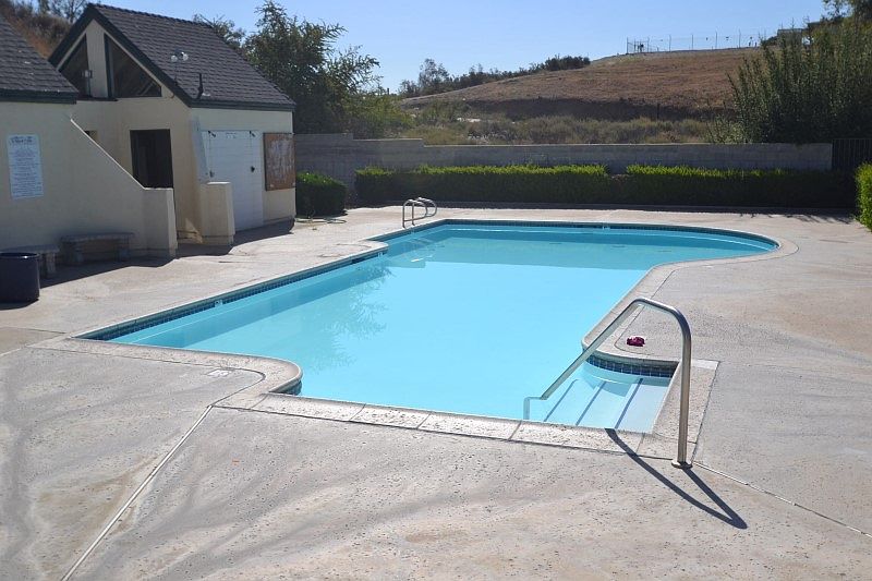 1st image of 2649 Twain Dr APT 6