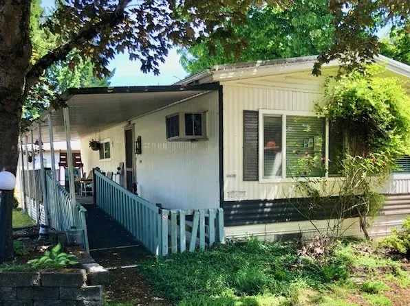 1475 Green Acres Rd Space 66, Eugene, OR 97408