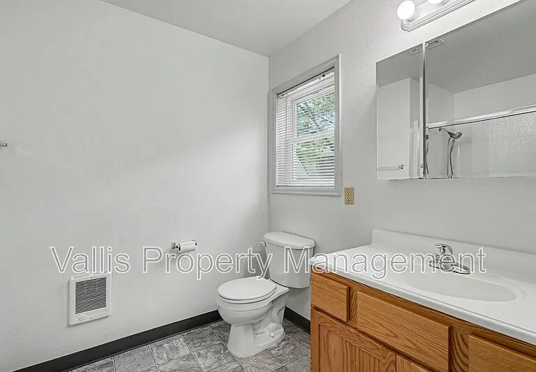 2151 Winter St SE — Photo 20