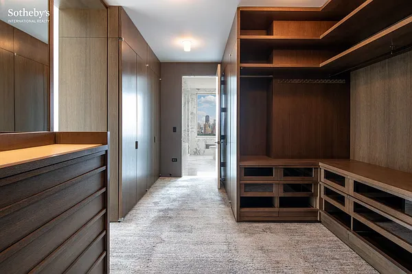 Sold by Sotheby's International Realty | media 7