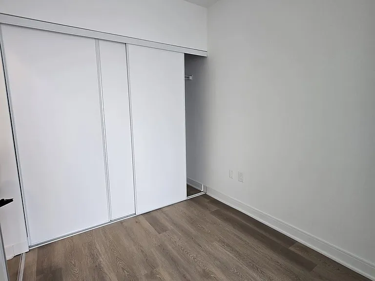 86 Dundas St E #1715 — Photo 6