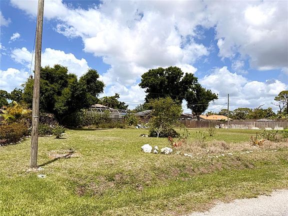 2nd image of 340 Azalea Rd