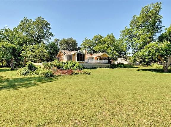 4th image of 4416 County Road 123