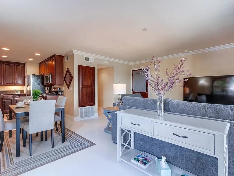 525 Marine St #1 — Photo 12