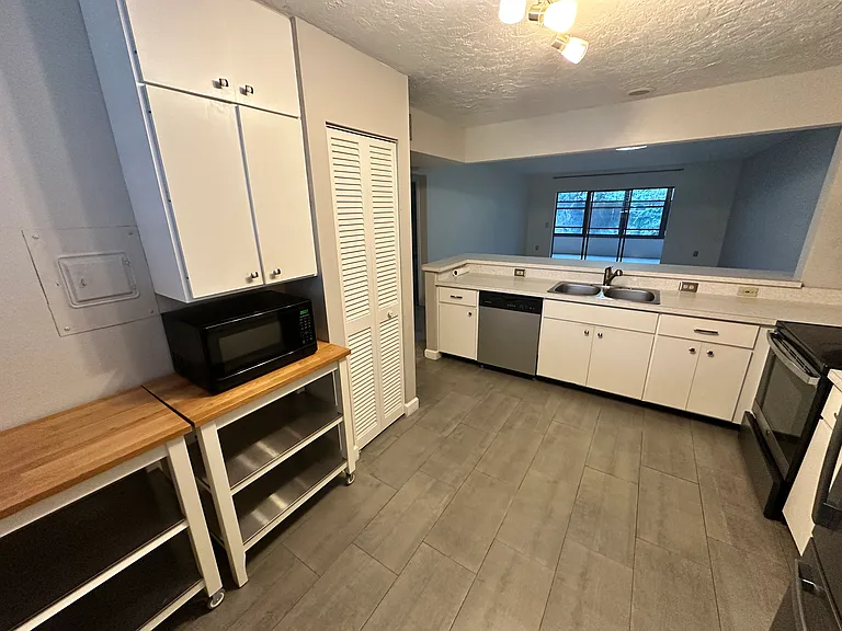 283 Sherwood Dr — Photo 12