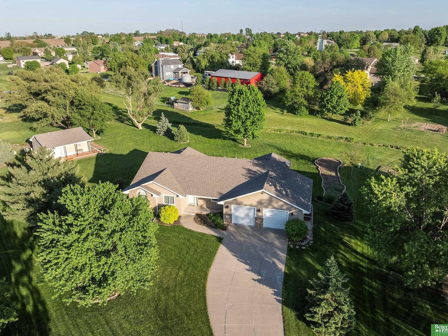 11845 S 202nd Cir, Gretna, NE 68028 | Zillow