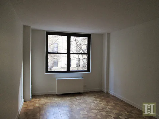 Rented by Hecht Group | media 9