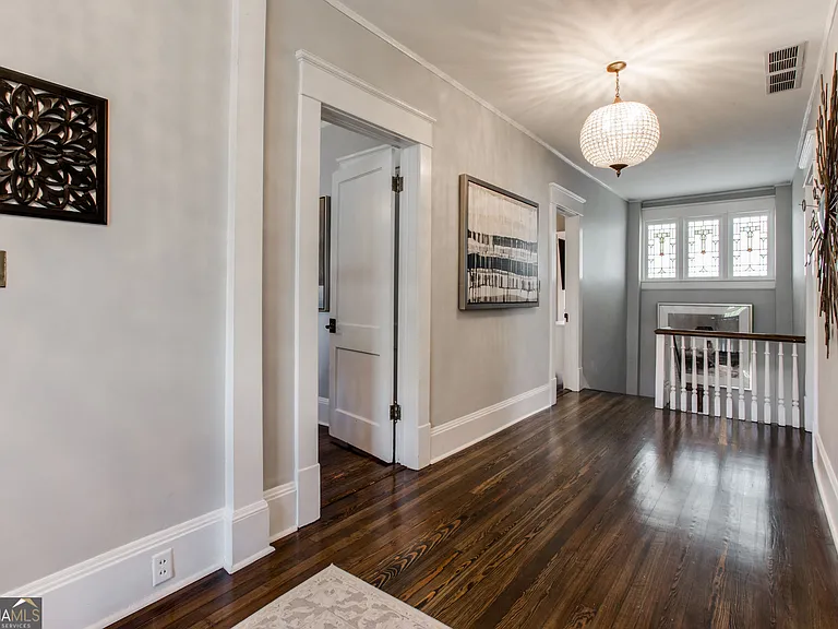 524 Seminole Ave NE — Photo 29