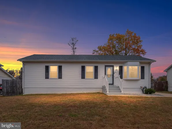 53 Leader Dr, Newark, DE 19713