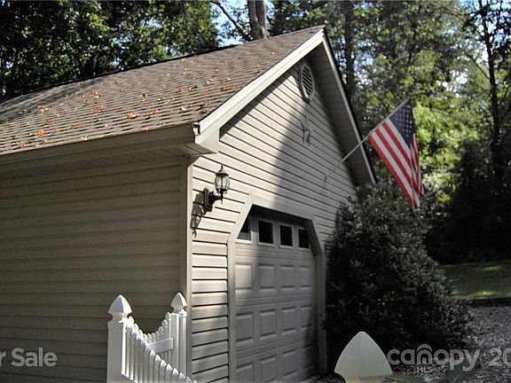 3rd image of 150 French Mill Trl