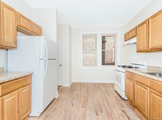 637 Van Cortlandt Park Ave #1B, Yonkers, NY 10705