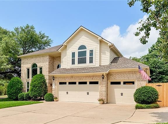4th image of 911 Whitewing Dr