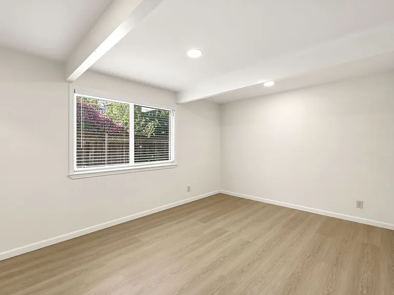 2563 Greer Rd — Photo 9