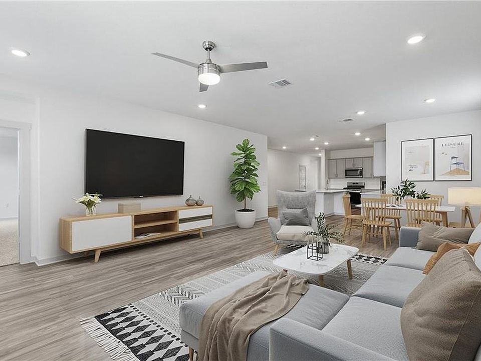 1st image of 1200 Klee St